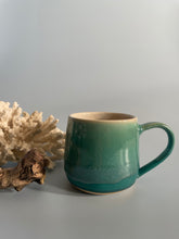 Load image into Gallery viewer, Sea Foam - Medium
