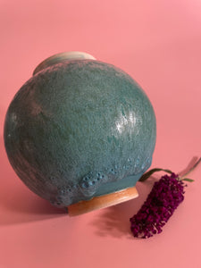 Moon "Yue" Jar 月