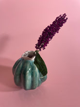 Load image into Gallery viewer, Bud-let Vase
