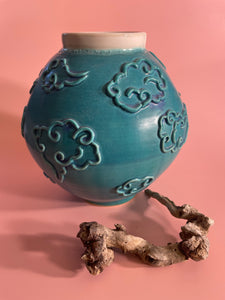 Moon "Yue" Jar 月