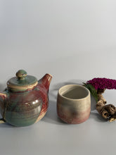 Load and play video in Gallery viewer, Small Teapot - Gas Fired
